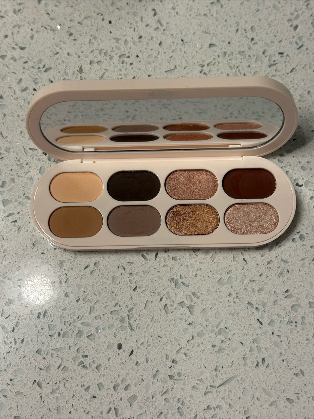 Rare Beauty essential neutrals eyeshadow palette - Picture 9 of 11